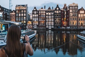 Taller de fotografía nocturna de Amsterdam con un profesional