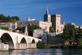 Côtes du Rhône vínferð: Avignon, Páfahöllin