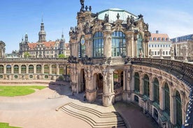 Private Air-Conditioned Transfer from Dresden to Prague with Bottled Water