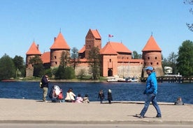 Koko päivän Vilnan kaupunkikierros ja Trakain linna Vilnasta