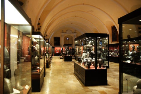 Overview of the Palace Armoury
