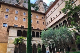 Monastero di Montserrat e cantine - Tour privato