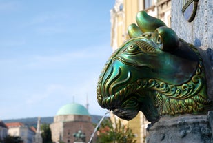 Zsolnay Fountain