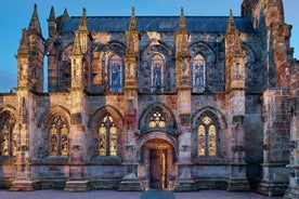 Historic Edinburgh and Rosslyn Chapel Full-Day Private Tour in a Premium Minivan