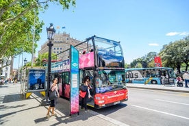 乗り降り自由のバルセロナ市内観光ツアー