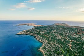 Excursión en jeep a Famagusta con crucero con almuerzo en la Laguna Azul desde Ayia Napa