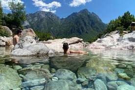 Albanian Alpit ja Theth Village Day Tour