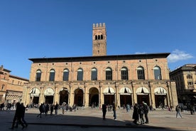 Bologna Small Group Walking Tour with Archiginnasio