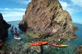 Cabo de Gata Active. Leiðsögn um kajak og snorkl um víkur náttúrugarðsins