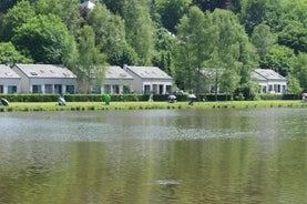 Le Salmoyard, studio au bord du lac à Vielsalm