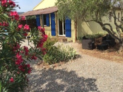 Studio de charme en Provence, piscine et jacuzzi partagés