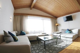 The Seefeld Retreat - Central Family Friendly Apartments - Mountain Views