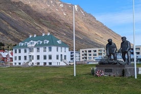 Self-Guided Tour of Ísafjörður: Art, History, and Architecture