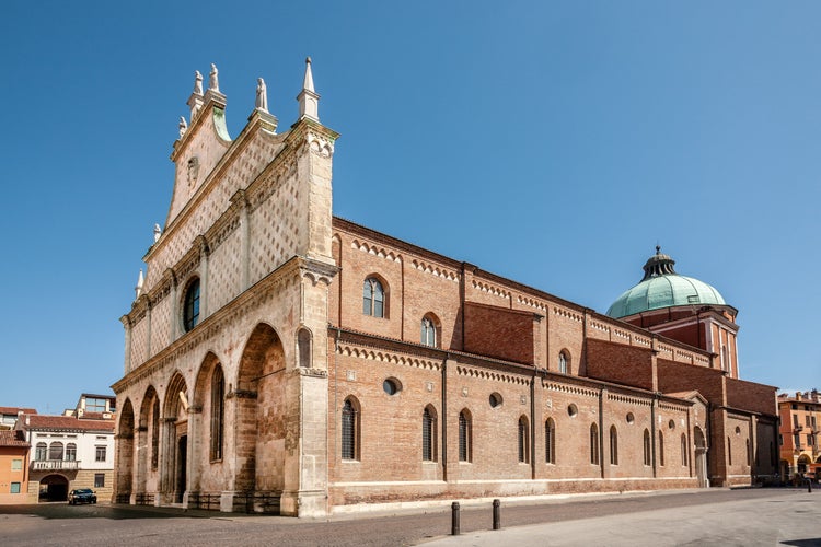 Photo of famous old Dome in Vicenca, Italy.