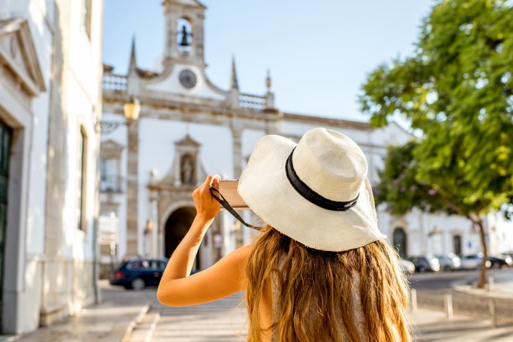 View of street in the old town Faro, Portugal.jpg