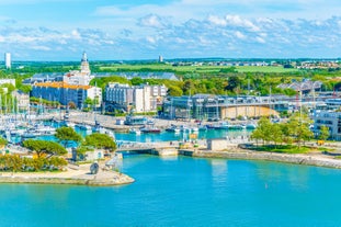 Photo of Bordeaux aerial panoramic view. Bordeaux is a port city on the Garonne river in Southwestern France.