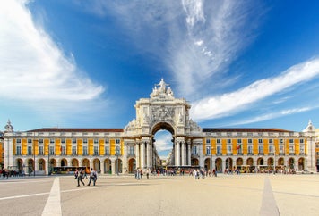 Praça do Comércio travel guide