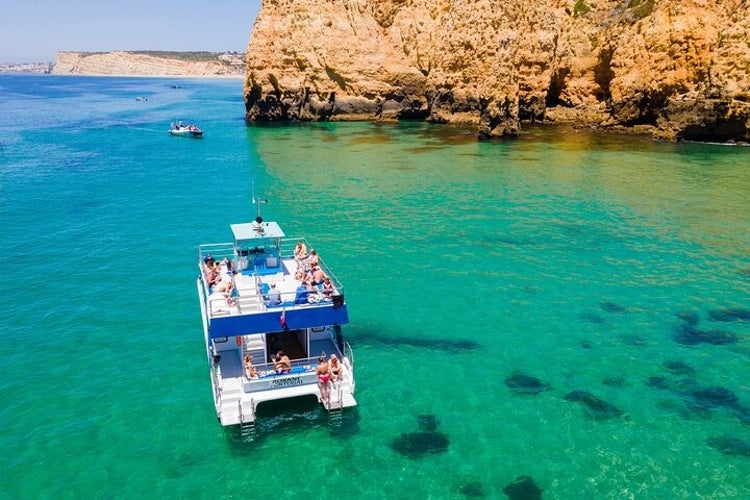 boat cruise to Ponta de Piedade.jpg