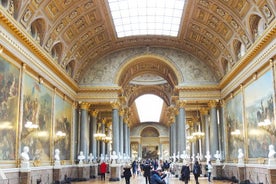 Versalhes e o Louvre Tour com acesso sem fila