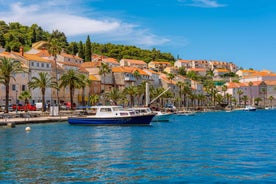 Korčula: Sail Away - tour with traditional craftmanship boat