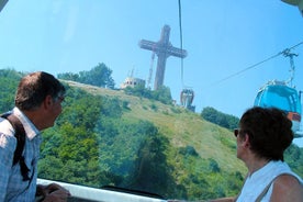 Excursion d'une demi-journée au départ de Skopje : Croix du Millénaire et canyon Matka