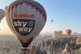 Fahrt mit dem Heißluftballon in Kappadokien