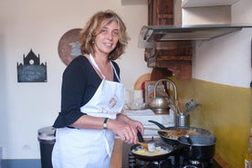 Corso di cucina privata presso la casa di Cesarina a Pisa