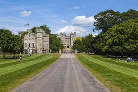 Tour privado de un día al castillo de Windsor y Stonehenge