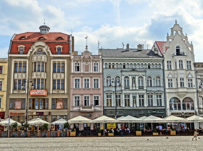 Photo of Bydgoszcz Poland, by WikimediaImages-market square