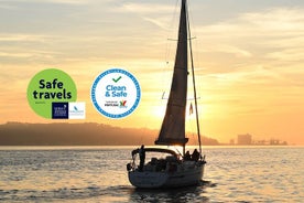 Lisbon Sunset Sailing Cruise with a Drink-2h Small Group Tour 