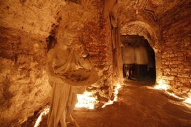 Tour privato a piedi delle metropolitane di Lviv