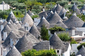 Valley D'itria Ganztagestour Cisternino Alberobello und Polignano a Mare