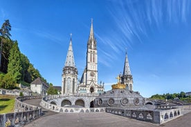 Lourdes-heiligdom en privérondleiding door de stad voor kinderen en gezinnen