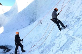 Escalada no gelo privado em Sólheimajökull