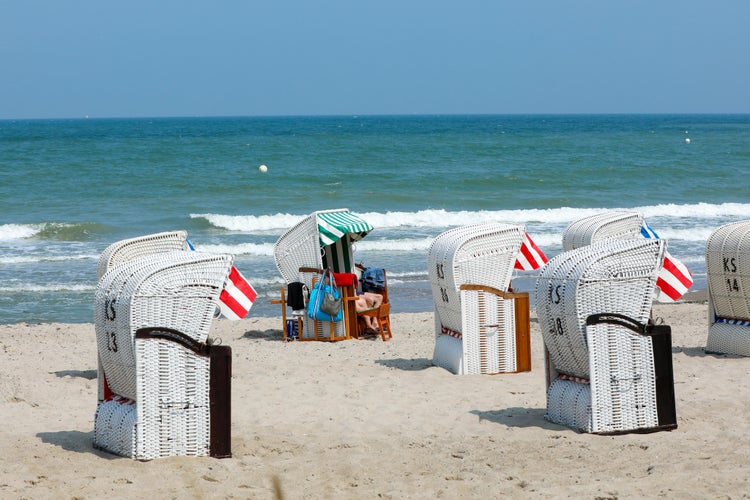  swinoujscie, poland, Beach baskets on a sandy beach during your vacation.