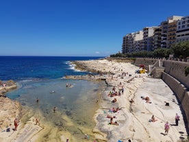 Gżira - city in Malta