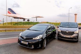 パリの貸し切り車による送迎：パリ＝シャルル・ド・ゴール空港（CDG）、もしくはパリ＝オルリー空港（ORY）