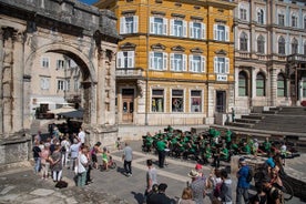 Excursão a pé pelos fundamentos de Pula