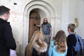 Mittelalterlicher Horror, untote und dunkle Folklore spazieren durch die Stadt Uppsala - offene Tour