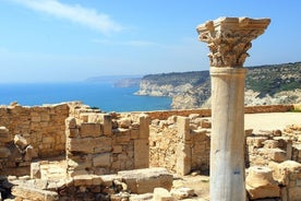 Pafos and Kourion Coach Excursion in Italian