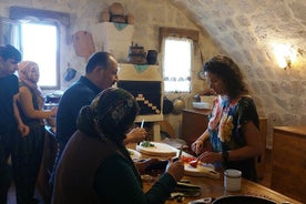 Clase de cocina nocturna en Capadocia con un local