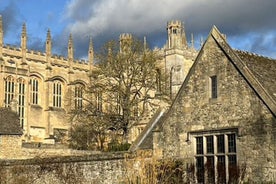 A Guide to the City of Dreaming Spires: A Self-Guided Audio Tour of Oxford