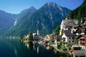 Privat Hallstatt-dagstur och picknick i Alperna från Prag