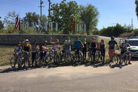 Tour privado en bicicleta a la bodega Milestii Mici con degustación de vinos y almuerzo