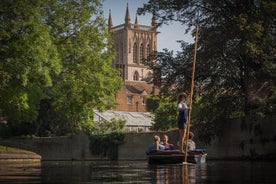 Punting Tour i Cambridge