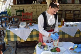 Einkunn Heraklion einkunn Cretan matreiðslunámskeið í hefðbundnu þorpi