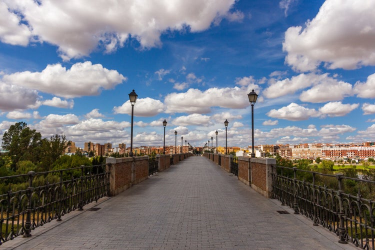 The Puente de Palmas (Bridge of Palms), an impressive 582m bridge, was built in 1596. The Bridge of Palms is also known as Puento Bobo, it is the oldest bridge in Badajoz, Spain.