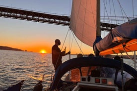 Lisbon: Sailboat Sunset Tour with a Drink