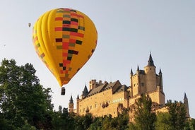 Hot Air Balloon Ride över Toledo eller Segovia med valfri transport från Madrid