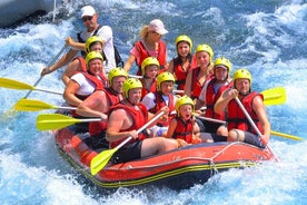 Rafting in acque bianche al Koprulu Canyon Antalya